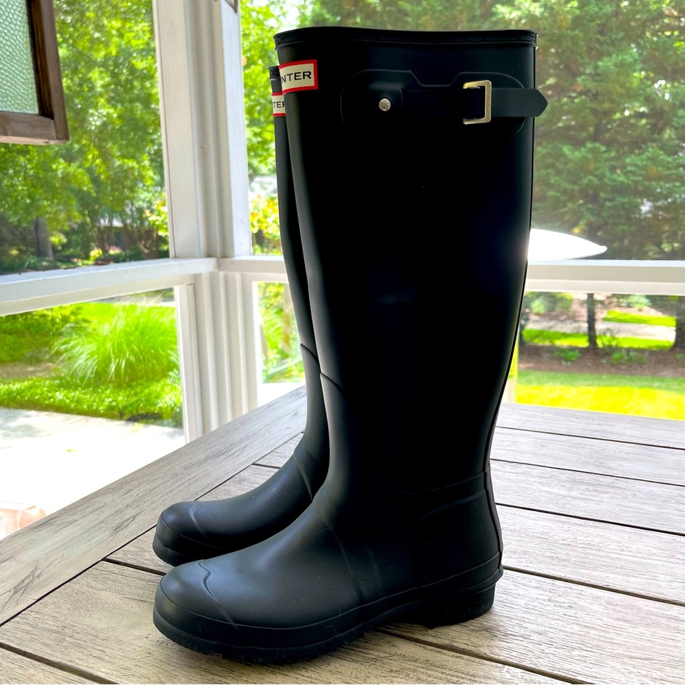Hunter Black Tall Winter Rain Boots with Buckle
